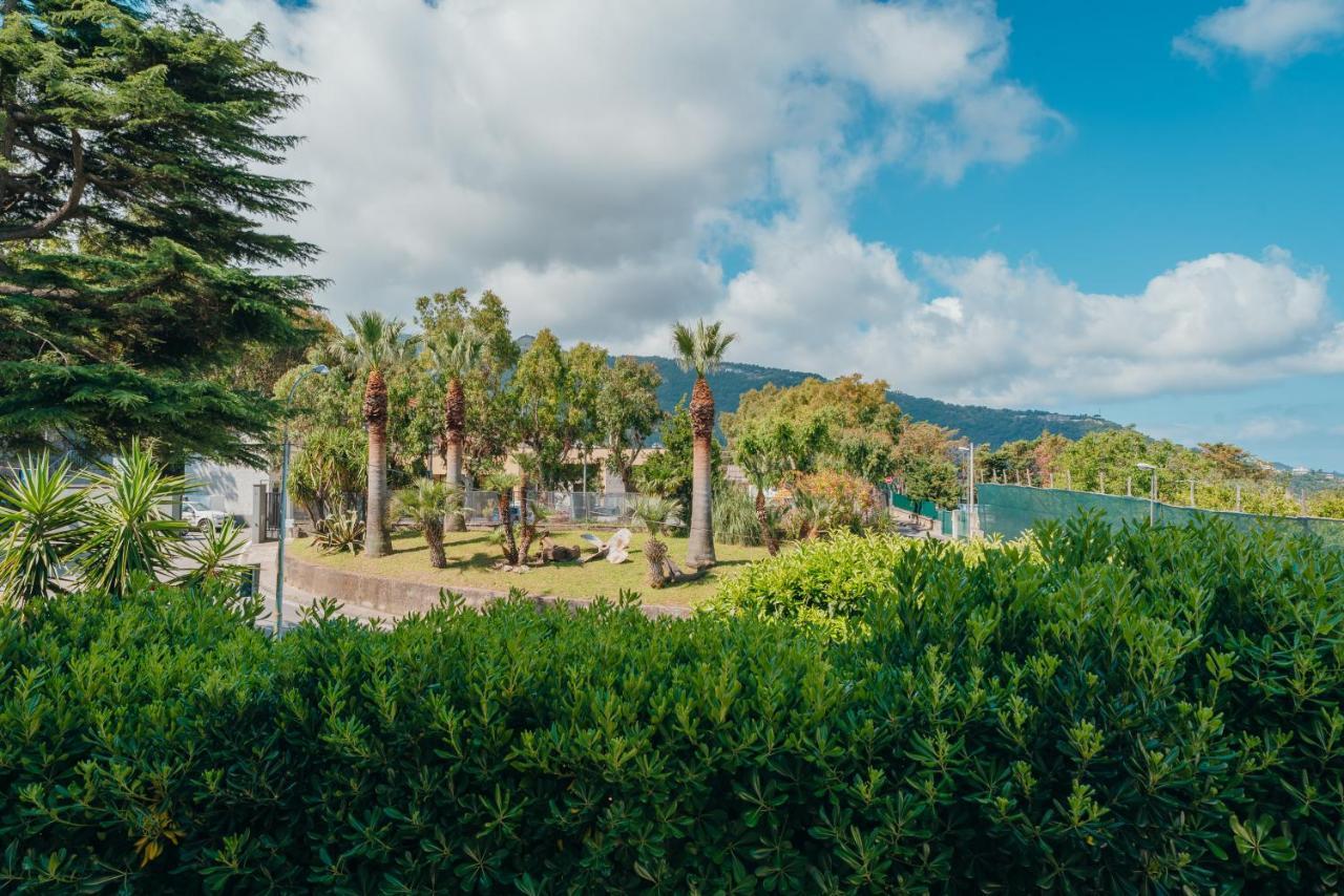 Oltremare Sorrento Coast Apartment Piano di Sorrento Zewnętrze zdjęcie